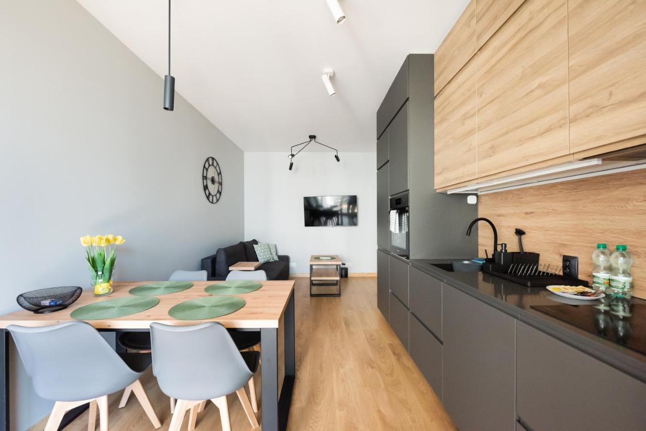 Wola Skwer Happy Apartment 바르샤바 외부 사진